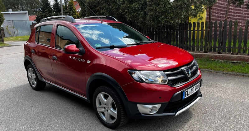 Dacia Sandero Stepway cena 26900 przebieg: 114200, rok produkcji 2013 z Lębork małe 232